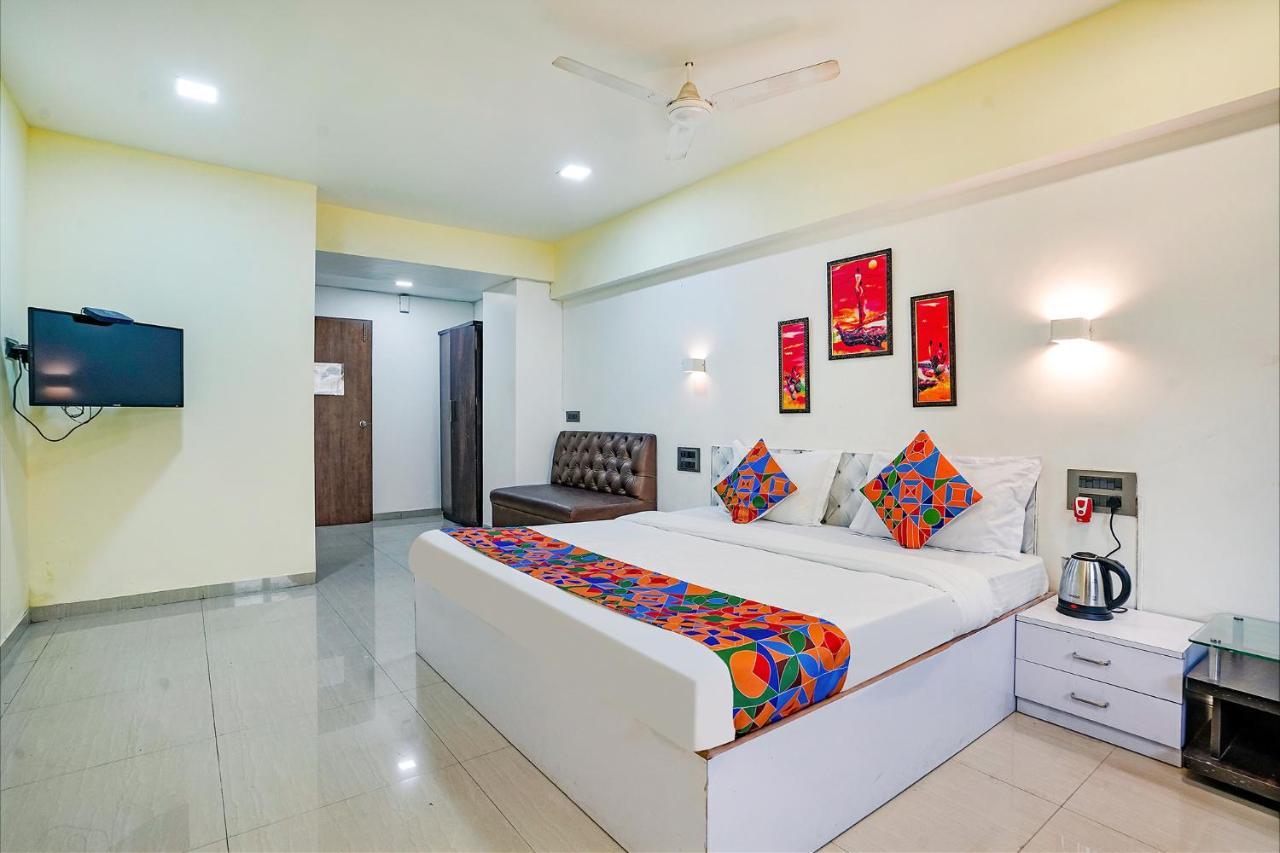 Fabexpress White House - Nr Midc Khargar Hotel Koparpada Exterior photo