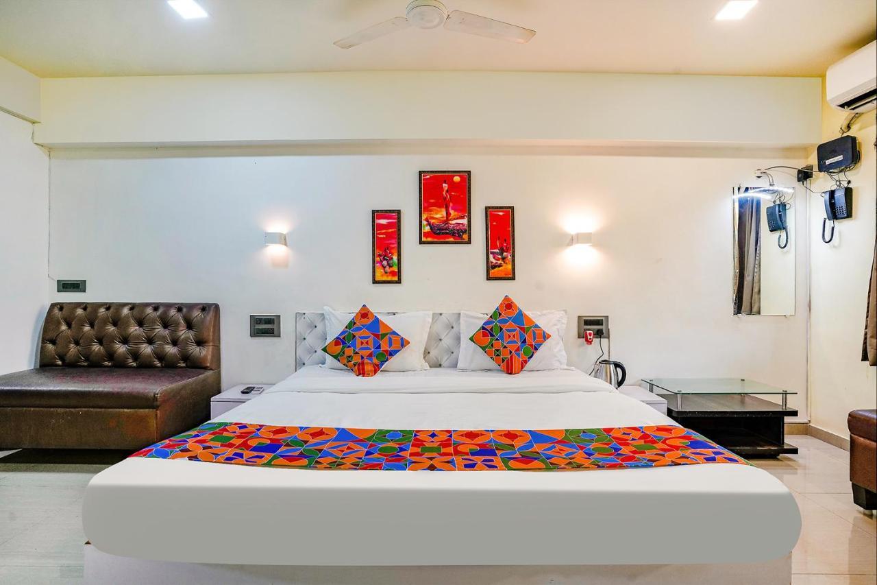 Fabexpress White House - Nr Midc Khargar Hotel Koparpada Exterior photo