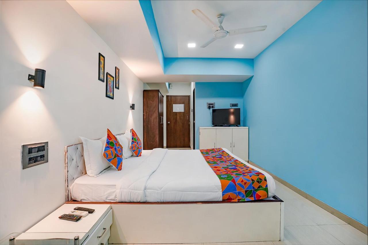 Fabexpress White House - Nr Midc Khargar Hotel Koparpada Exterior photo